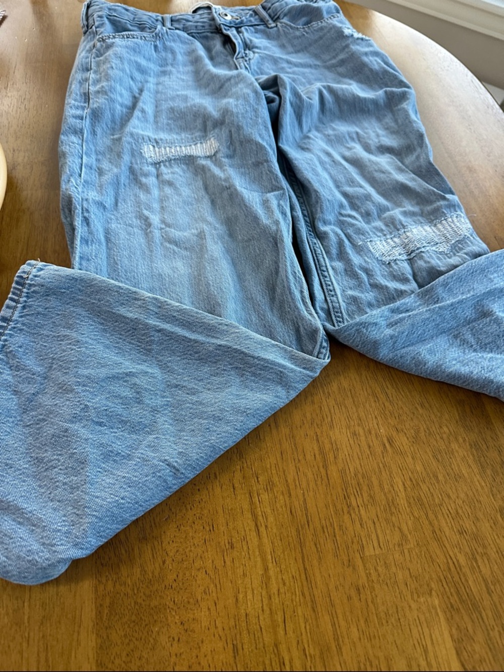 abercrombie kids Light Blue Relaxed Men’s Jeans